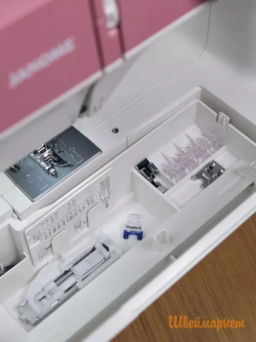 Janome 1522 PG Anniversary Edition