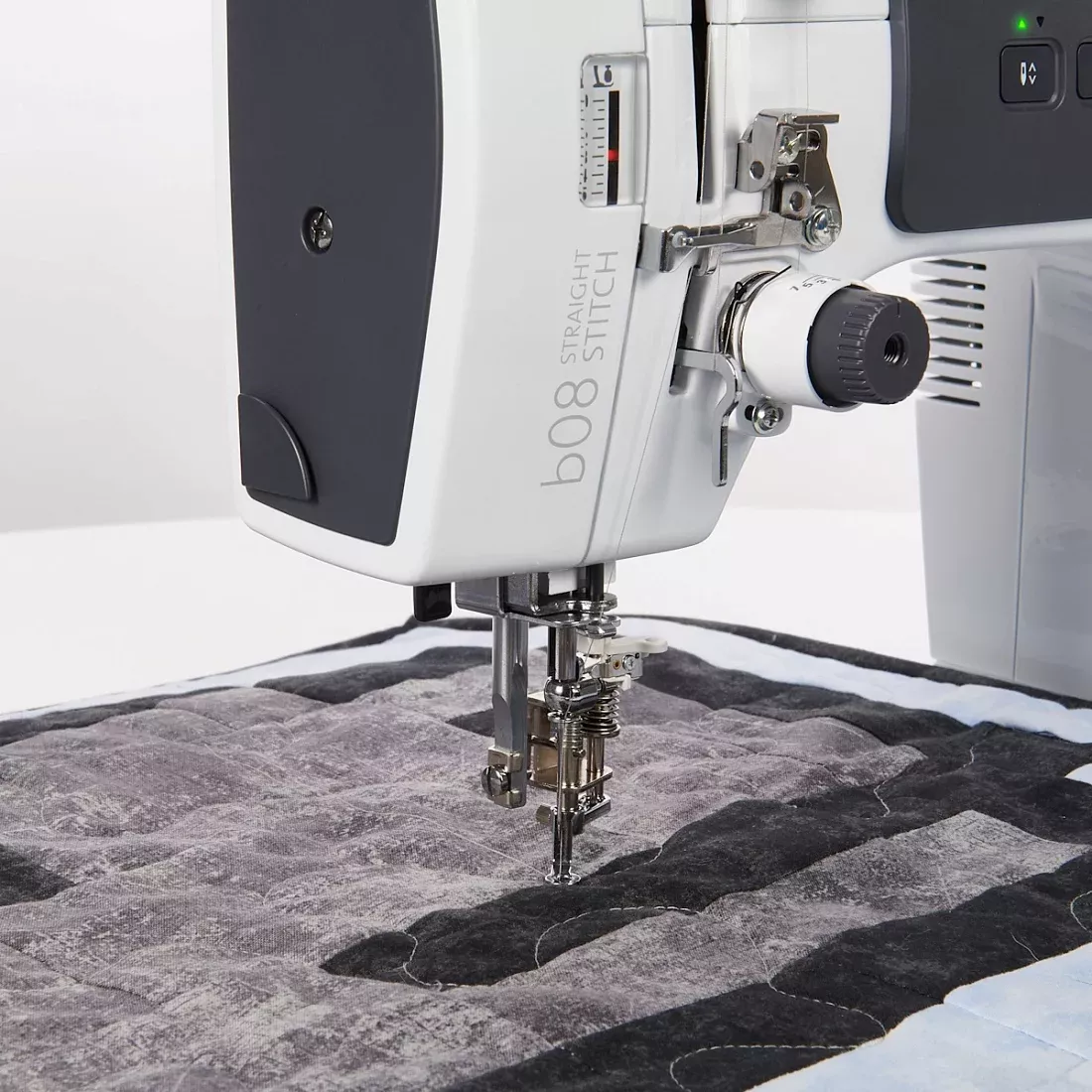 Bernette 08 Straight Stitch
