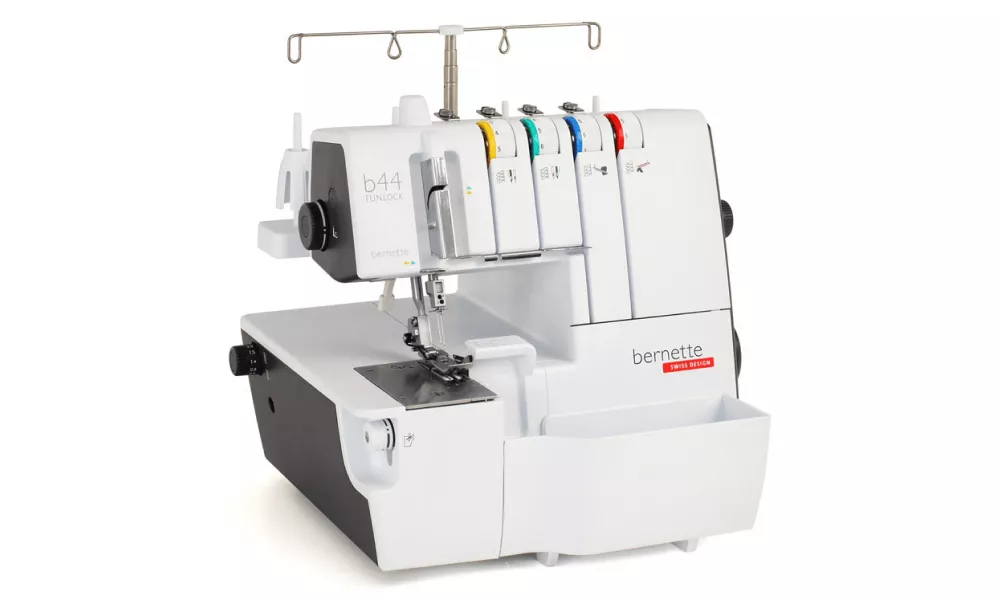 Распошивальная машина BERNINA Bernette Funlock B42