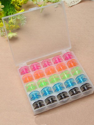 Коробка пластиковая c 25 цветными шпульками