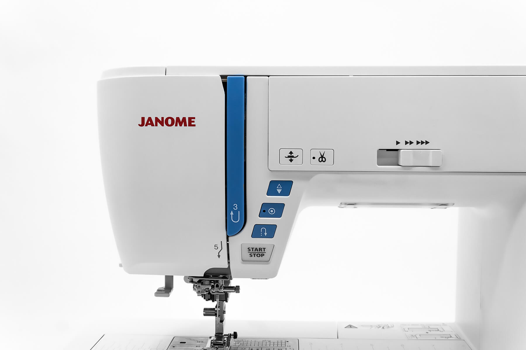 Janome Skyline S9