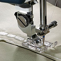 швейно-вышивальная машина janome mc 12000 швейно-вышивальная машина janome mc 12000