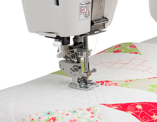 Janome _M7_ Professional_1.jpg