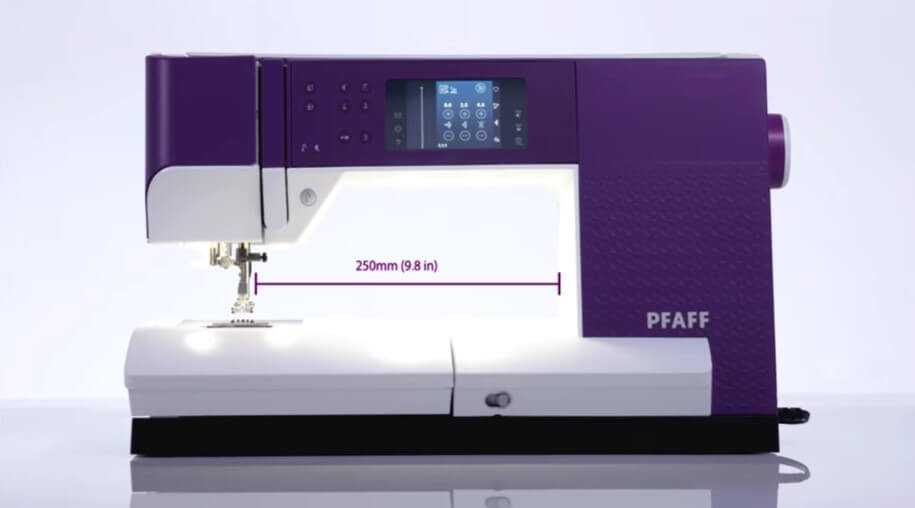 Швейная машина Pfaff Expression 710 купить с доставкой в СанктПетербурге